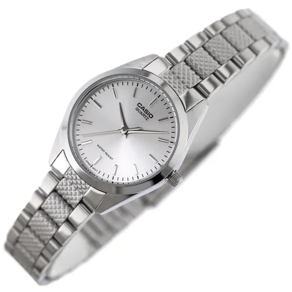 Casio női karóra LTP-1274D-7A ezüst acél 32 mm WR30 kvarc