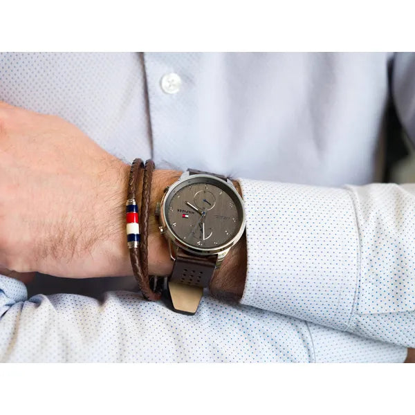 Tommy Hilfiger férfi karóra 44 mm, barna bőrszíj, WR50 – 1791579 Chase