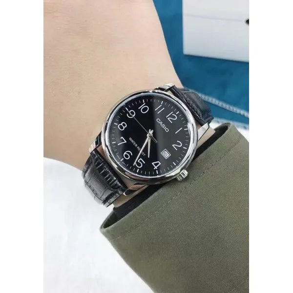 Casio férfi kvarc óra MTP-V002L-1BUDF, 44 mm, fekete számlap, bőrszíj