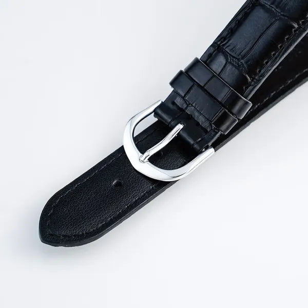 Casio MTP-1370L-7AVDF férfi karóra, bőrszíj, ezüst számlap, WR50