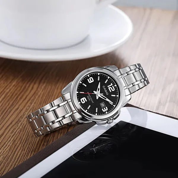 Casio női karóra LTP-1314D-1AVDF acél, fekete számlap, WR50