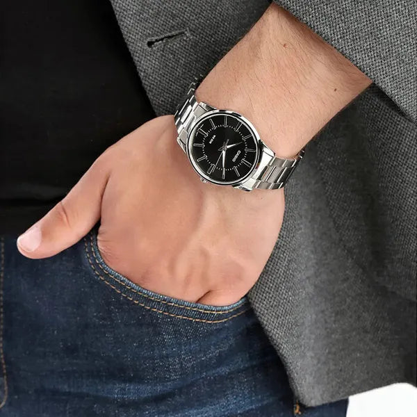 Casio LTP-1303D-1AVDF női karóra, acél szíj, fekete számlap, WR50