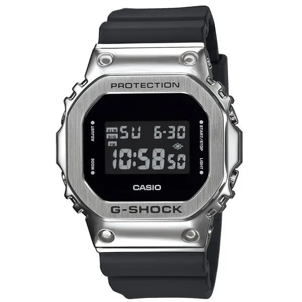 Casio G-Shock G-Steel GM-5600-1ER férfi kvarc óra, acél tok, WR200