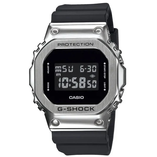 Casio G-Shock G-Steel GM-5600-1ER férfi kvarc óra, acél tok, WR200