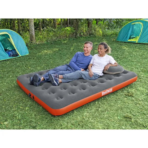 Önfelfújó dupla velúr légágy 203×152×22 cm AirCinch pumpával