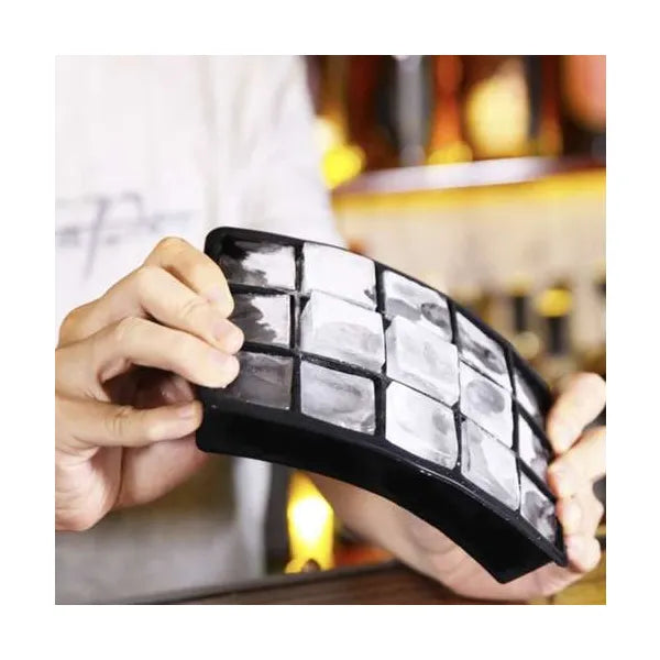 Szilikon jégkocka forma fedővel, 15 XXL (32×32×32 mm) kockához, szürke