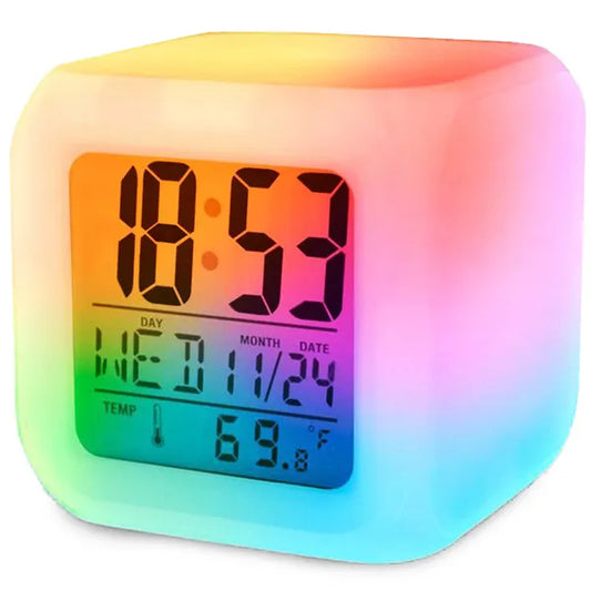 Színváltós kocka ébresztőóra LCD kijelzővel és hőmérővel, 8x8 cm