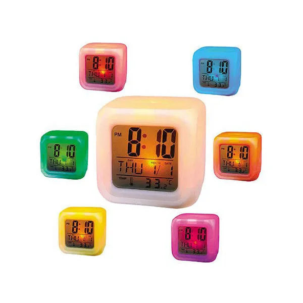 Színváltós kocka ébresztőóra LCD kijelzővel és hőmérővel, 8x8 cm
