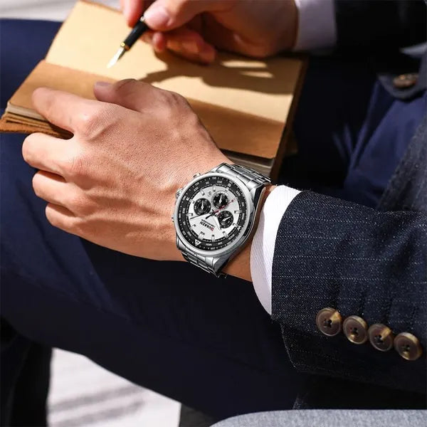 Curren 8399 férfi kronográf karóra, ezüst fémszíj, 42 mm
