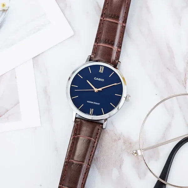 Casio női karóra, kvarc, 34mm, kék számlap, barna bőrszíj