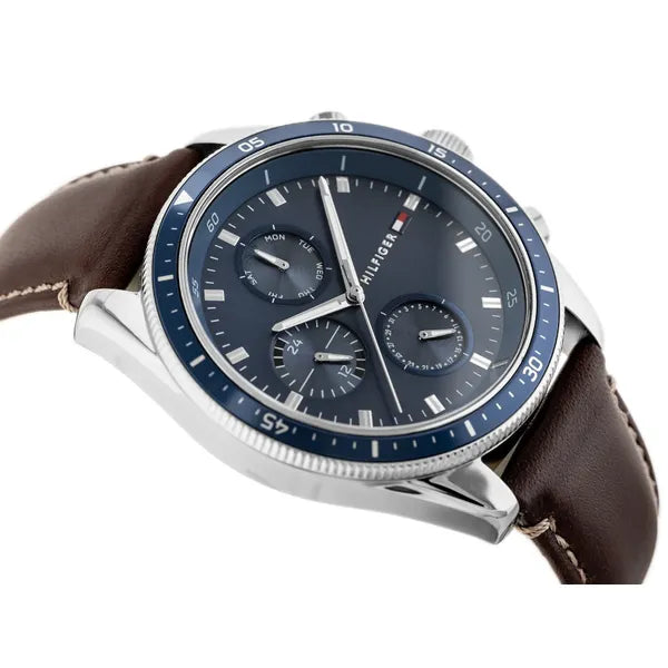 Tommy Hilfiger Parker 1791837 férfi karóra, bőr szíj, WR50, 46 mm