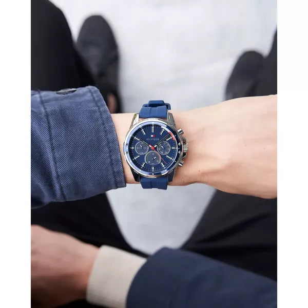 Tommy Hilfiger Mason férfi karóra, 47 mm, kvarc, kék gumiszíj