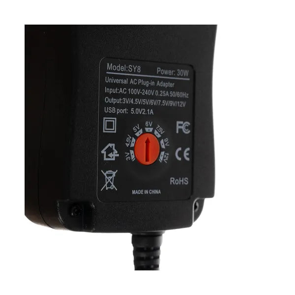 Univerzális hálózati tápegység 30 W 3-12 V USB 6 cserélhető fejjel