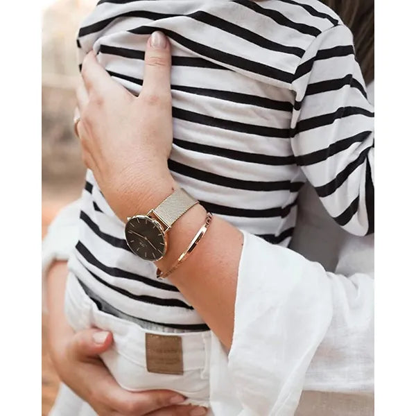 Daniel Wellington Petite Evergold női karóra, 28 mm, fekete számlap, arany acél