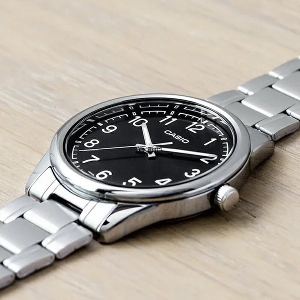 Casio férfi karóra, ezüst acél szíj, fekete számlap, WR30, 40 mm