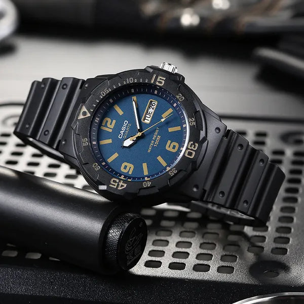 Casio MRW-200H-2B3 férfi karóra, WR100, kvarc, kék számlap, műanyag szíj