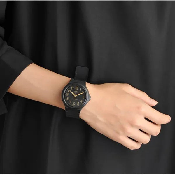 Casio MW-240-1B2 férfi karóra, 44 mm, fekete, WR50, kvarc
