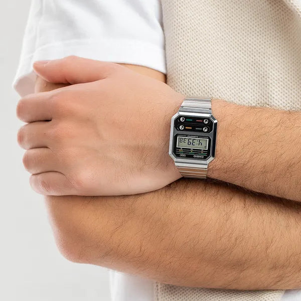 Casio Vintage unisex retro karóra LED világítással, acél szíj, WR30