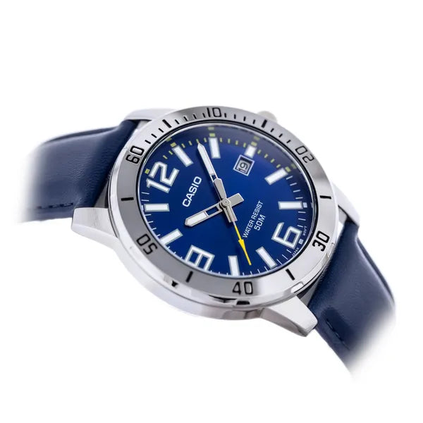 Casio MTP-VD01L-2BV férfi kvarc karóra, acél tok, bőr szíj, WR50, dátum, 45 mm