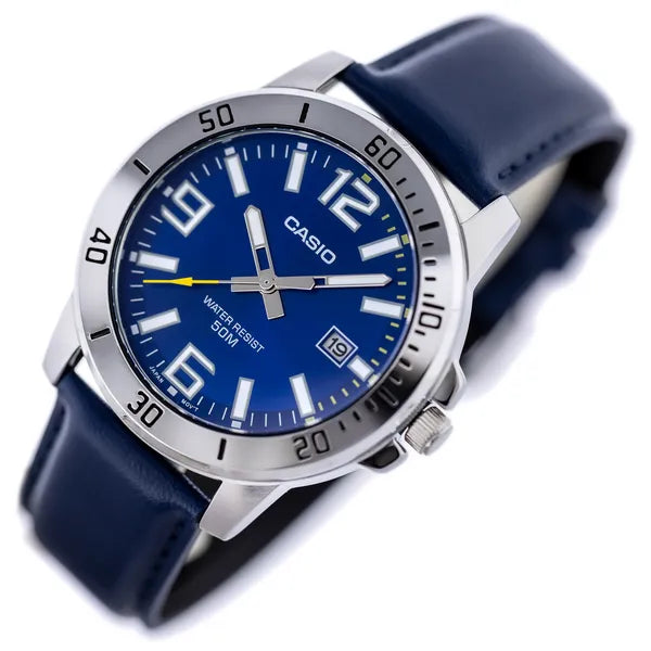 Casio MTP-VD01L-2BV férfi kvarc karóra, acél tok, bőr szíj, WR50, dátum, 45 mm