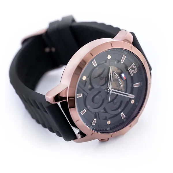 Tommy Hilfiger Luca férfi karóra, 50 mm, barna tok, szilikon szíj, 5 ATM