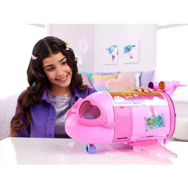 Barbie Extra Fly Minis rózsaszín repülőgép pilóta babával 38 cm kiegészítőkkel