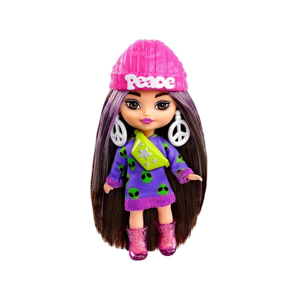 Barbie Extra Mini Minis divatbaba 8,5 cm – lila UFO tunika, kiegészítők