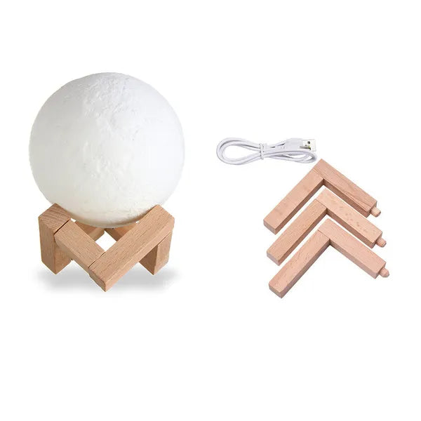 3D LED holdlámpa 8 cm, USB-tölthető, érintéses, fa talp
