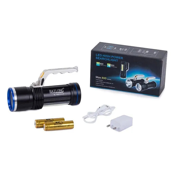 Taktikai LED zseblámpa CREE XM-L3-U3, 600 m, zoom, USB tölthető