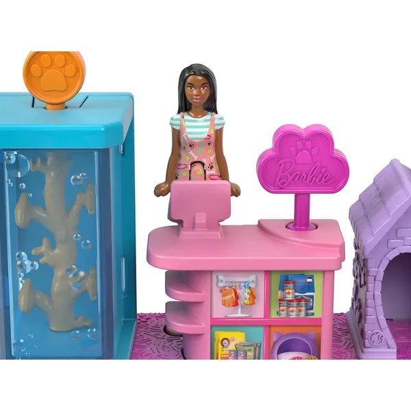 Mattel Mini Barbie Land állatorvosi játékszett baba + 4 kisállat, hordozható