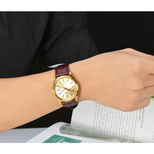 Női kvarc karóra Casio LTP-1183Q-9A, arany számlap, barna bőrszíj, WR30