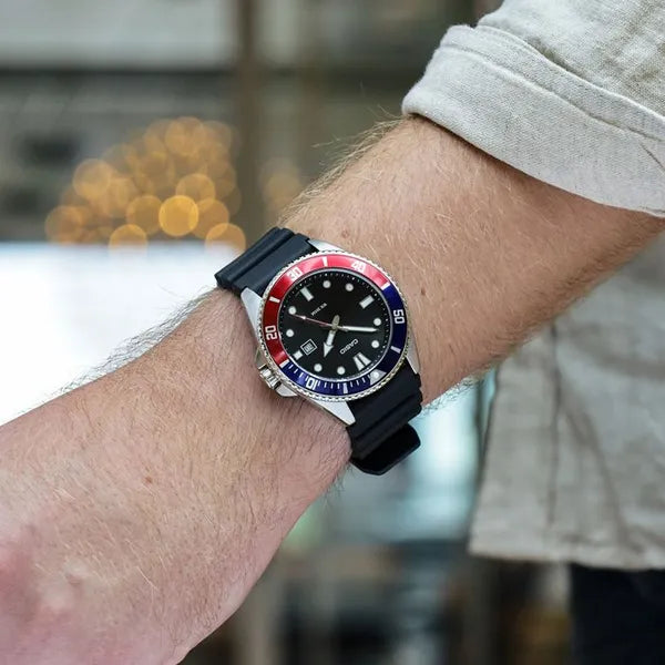 Casio MDV-107-1A3 férfi búváróra, 47 mm, WR200, kvarc, fekete