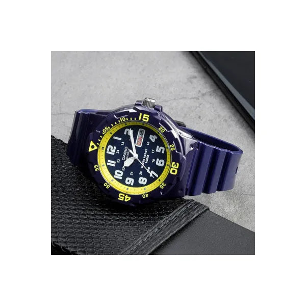 Casio MRW-200HC-2BVDF férfi sport karóra, 100 m vízálló, kvarc, dátum