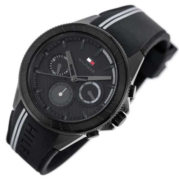 Tommy Hilfiger Aiden férfi fekete acél kvarc karóra 45 mm WR50
