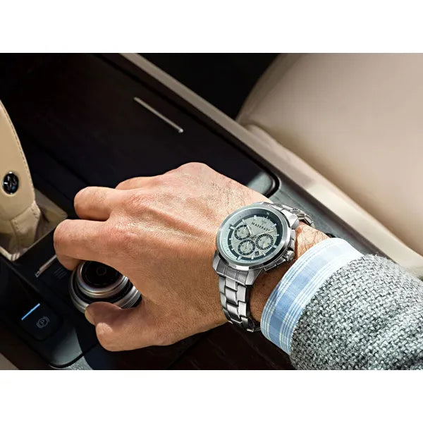 Maserati Successo férfi kronográf karóra, ezüst nemesacél, 44 mm, WR50