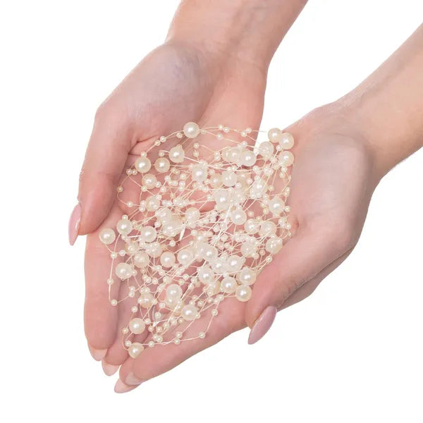 Krém színű műanyag gyöngyfüzér, 8+3 mm gyöngy, 5 m