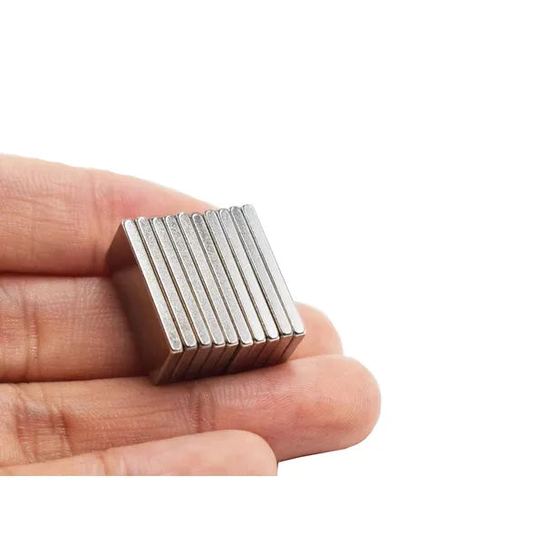 Nagy erejű neodímium mágnes készlet, 10 × 5 × 1,5 mm, 10 db