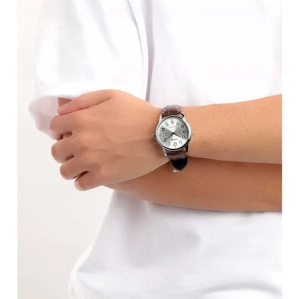 Casio MTP-V002L-7B2 férfi karóra barna bőrszíjjal ezüst számlappal 44mm WR30