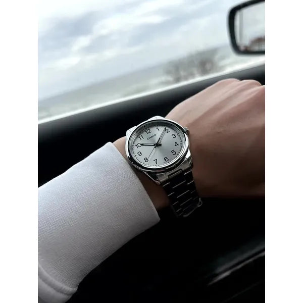 Casio MTP-V005D-7B4 férfi karóra, rozsdamentes acél, ezüst 40 mm
