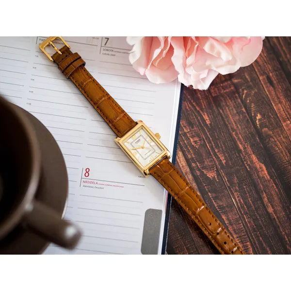 Casio LTP-1234GL-7AEG női kvarc karóra, arany tok, barna bőrszíj, 32 mm