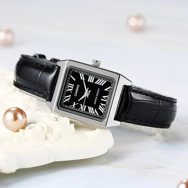Női Casio quartz karóra téglalap acél tokkal fekete bőr szíjjal
