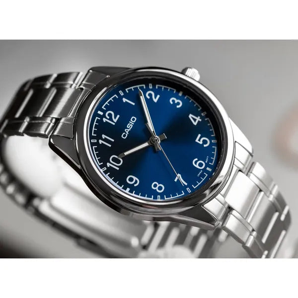 Casio MTP-V005D-2B4 férfi karóra, acél, 40 mm, WR30, kék