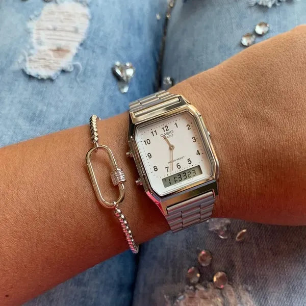 Casio AQ-230A-7B uniszex retro karóra, acél szíj, fehér számlap, WR30