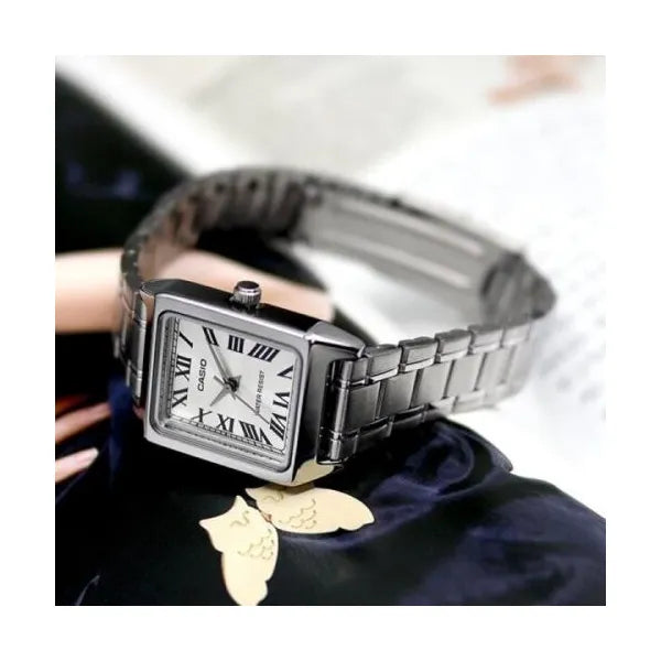 Casio LTP-V007D-7B női karóra, ezüst rozsdamentes acél, téglalap, kvarc, WR30