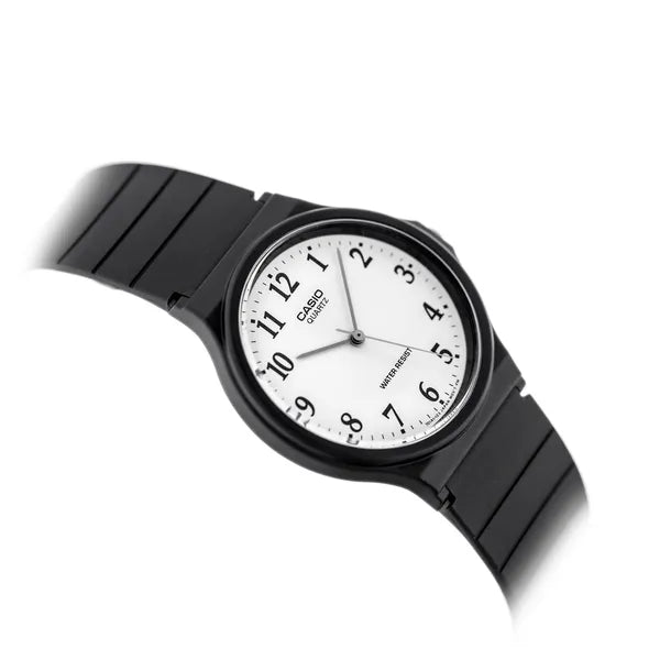Casio MQ-24-7B3 férfi kvarc karóra, 35 mm, WR30, fekete műanyag