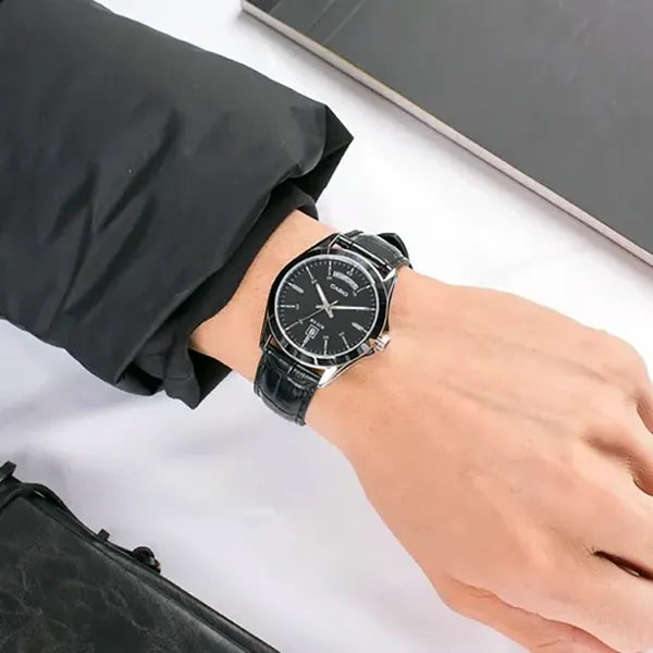 Casio MTP-1370L-1A férfi karóra, bőr szíj, fekete számlap, WR50