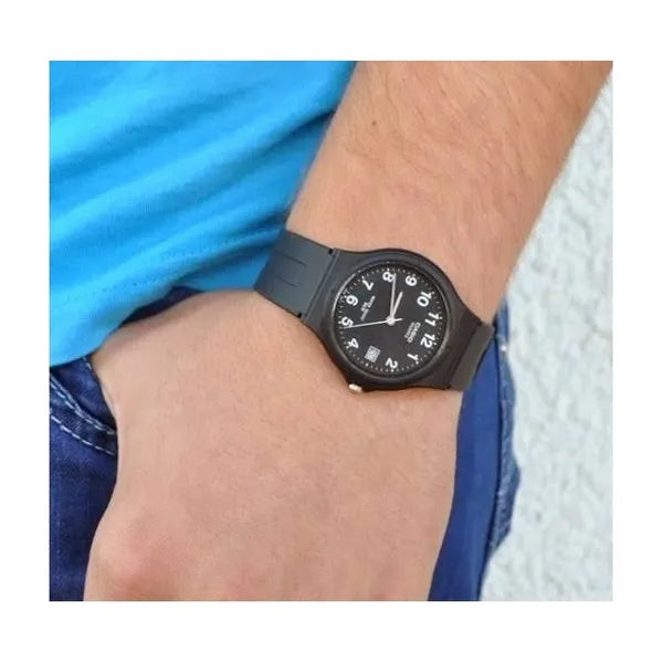 Casio férfi karóra MW-59-1B – fekete számlap, műanyag szíj, WR50, dátum