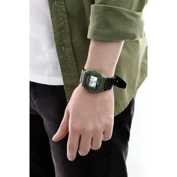 Casio W-218H-3A unisex digitális karóra, 43 mm, WR50, LED, fekete/zöld