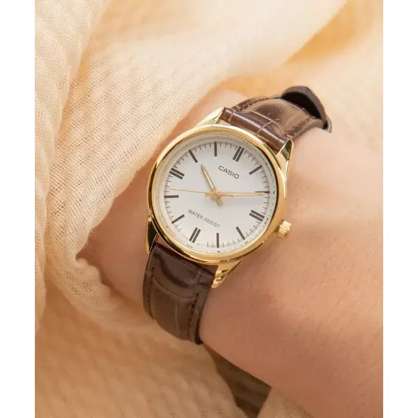 Casio LTP-V005GL-7A női karóra, kvarc, 28 mm, bőrszíj, WR30
