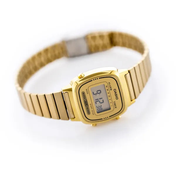 Casio Vintage LA-670WGA-9 női karóra arany rozsdamentes acél, WR30, ébresztő